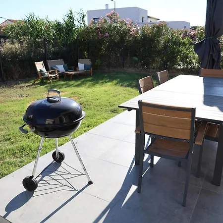 3 Bedrooms With Jacuzzi And Sauna Villelongue-de-la-Salanque
