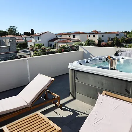 Vila 3 Bedrooms With Jacuzzi And Sauna Villelongue-de-la-Salanque