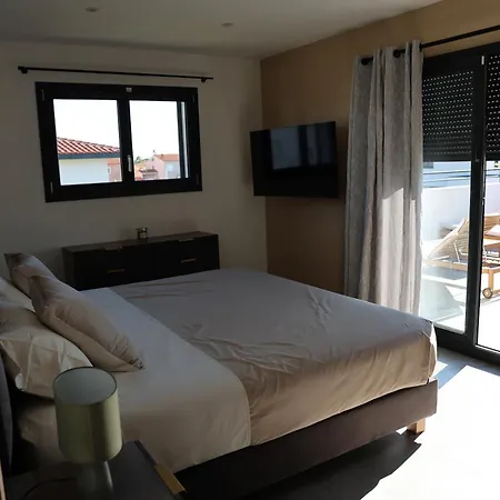 Villa 3 Bedrooms With Jacuzzi And Sauna *